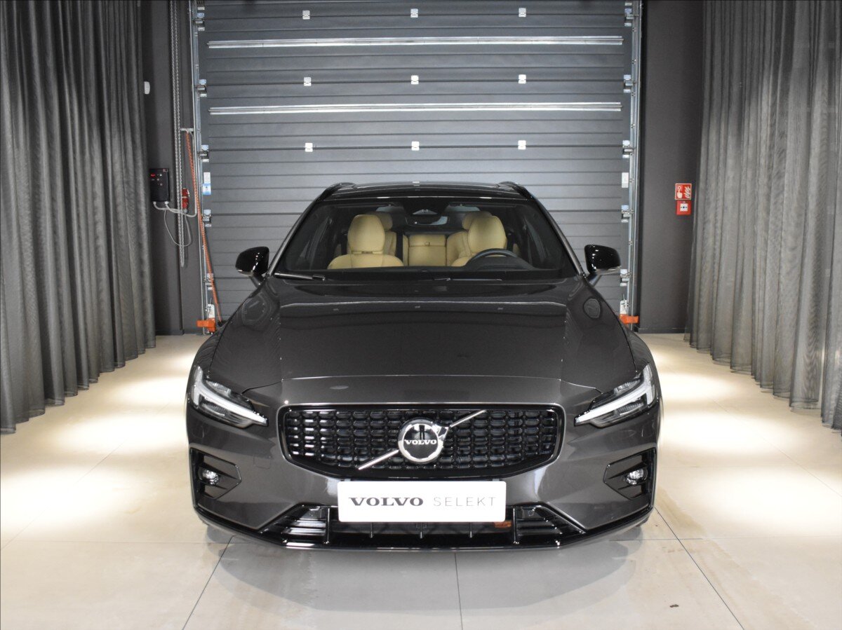 Volvo V60 Kombi 2,0 l 145 kw