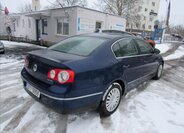 Volkswagen Passat Sedan 2,0 l 103 kw