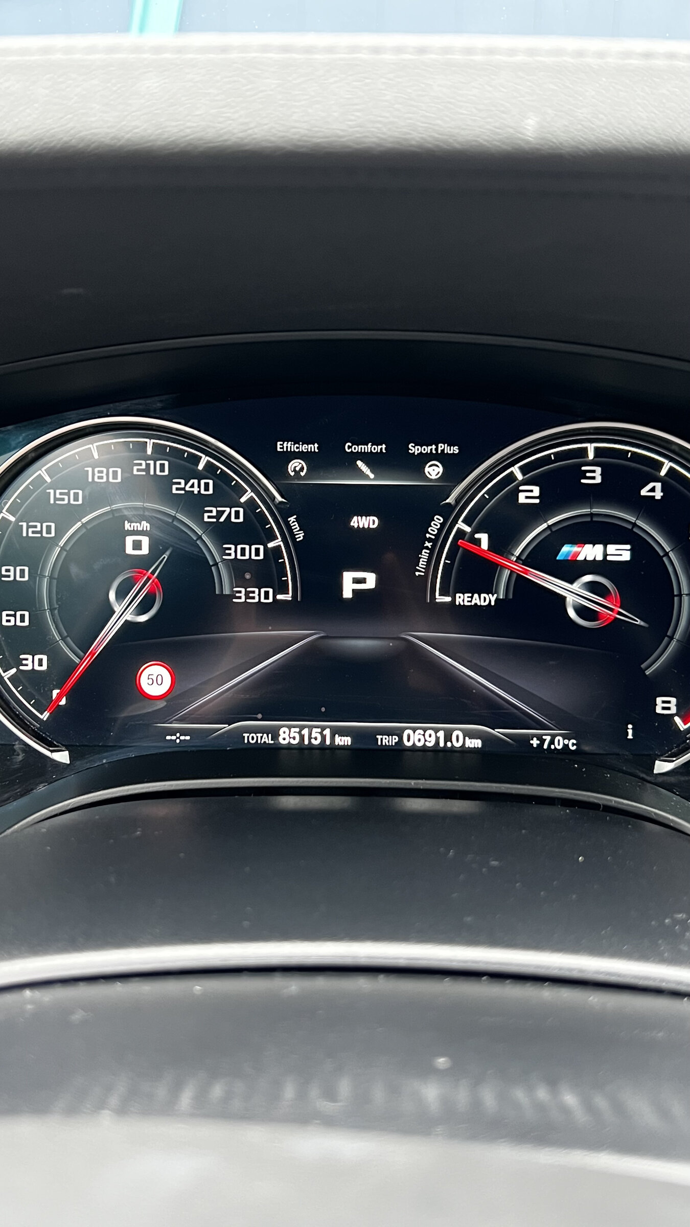 BMW M5 Sedan 4,4 l 441 kw