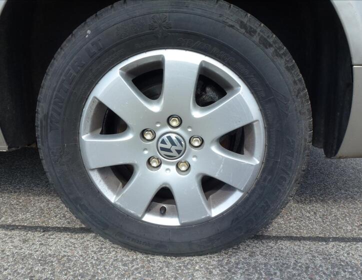 Volkswagen Multivan 42