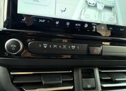 Ford Tourneo Custom 37