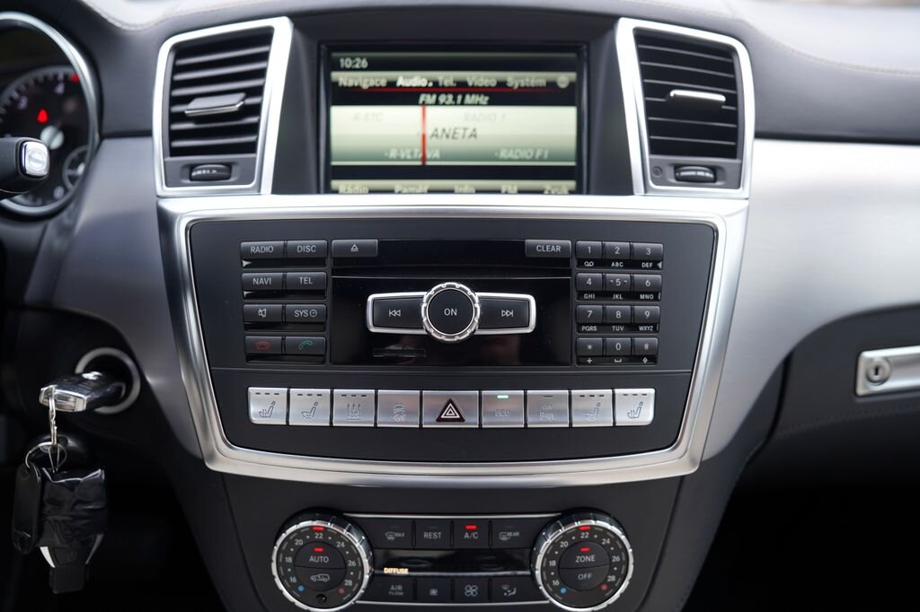 Mercedes-Benz GL SUV 3,0 l 190 kw