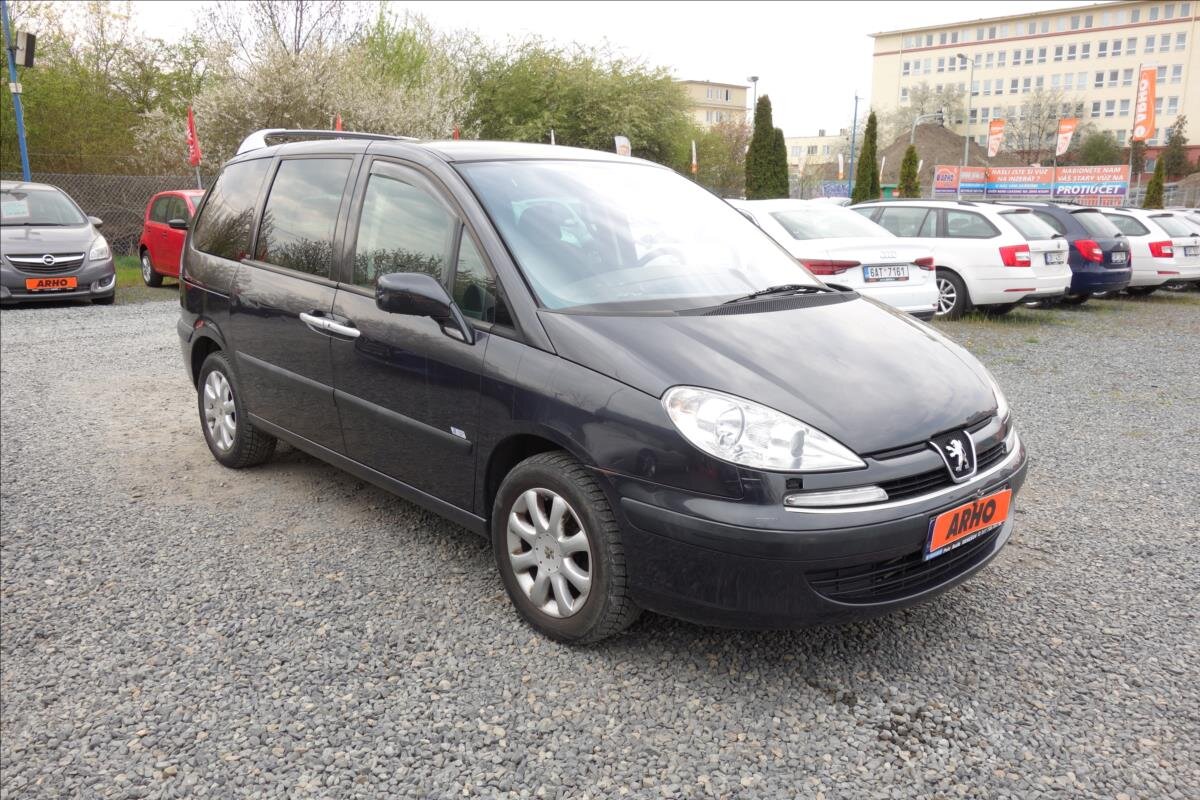 Peugeot 807 MPV 2,2 l 94 kw