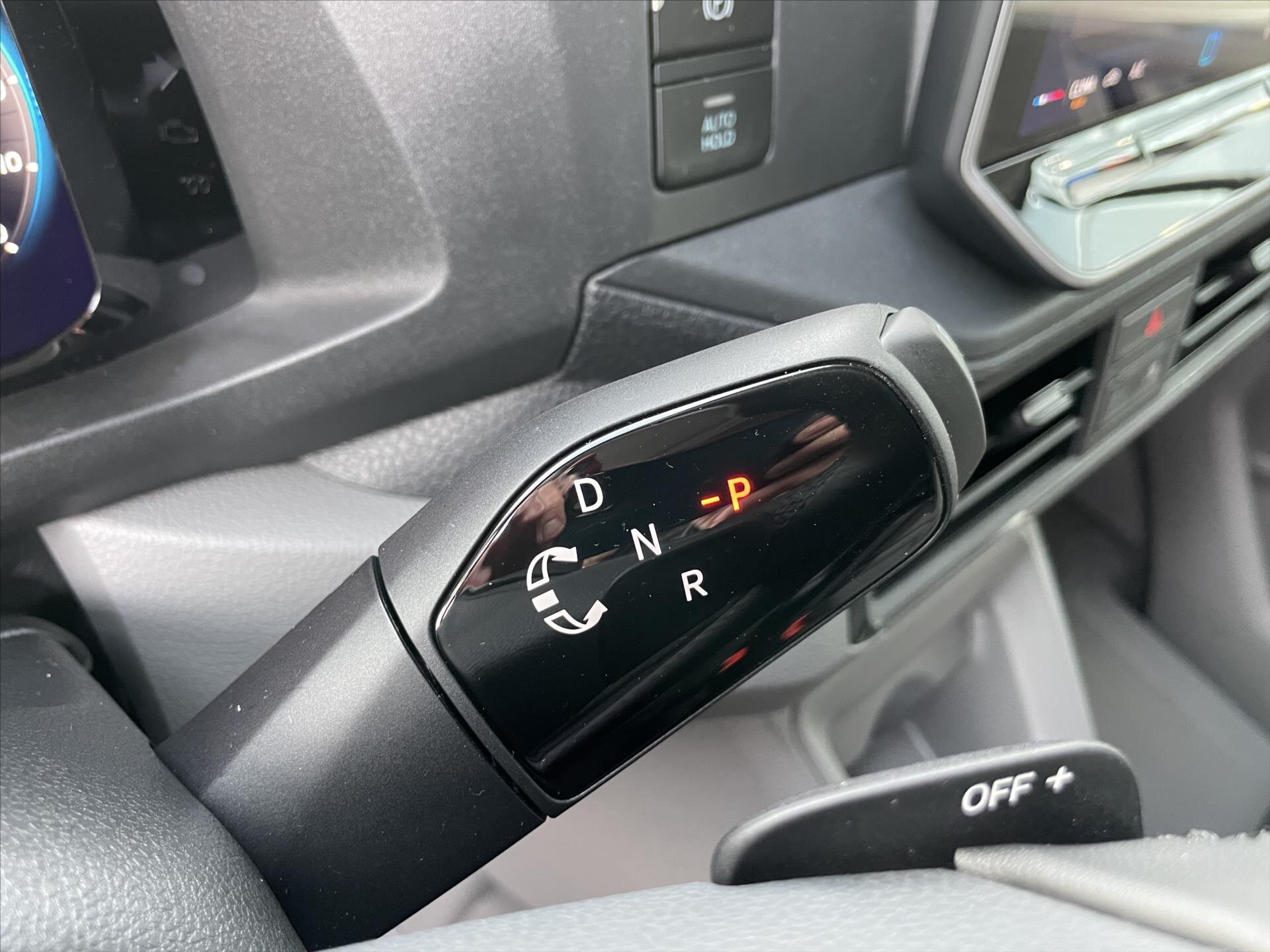 Volkswagen Crafter Skříň 2,0 l 103 kw