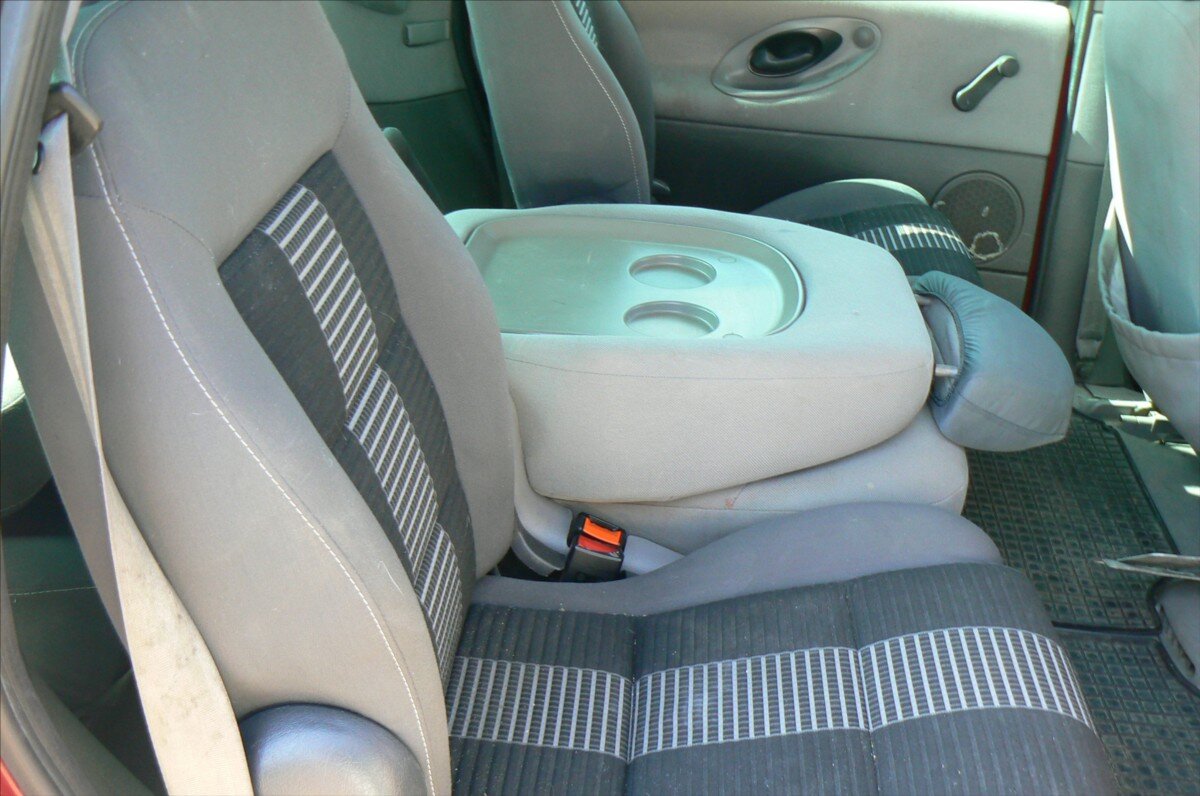 Volkswagen Sharan Kombi 1,9 l 66 kw