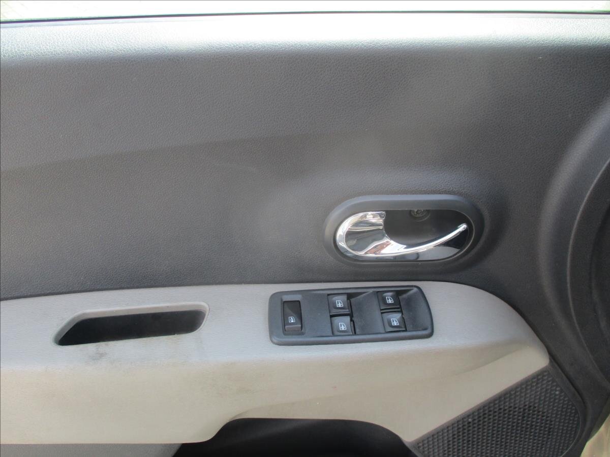 Dacia Lodgy Kombi 1,6 l 60 kw