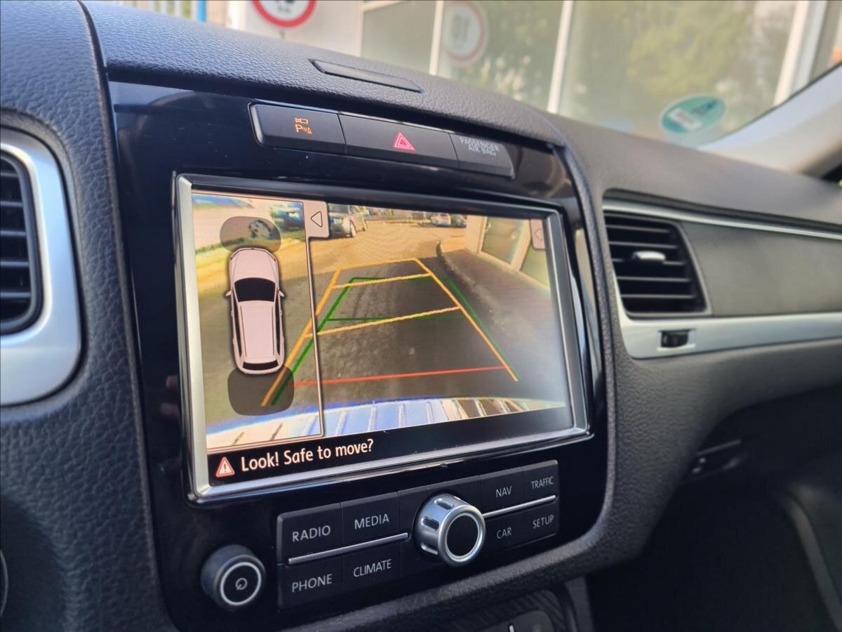 Volkswagen Touareg SUV 4,1 l 250 kw