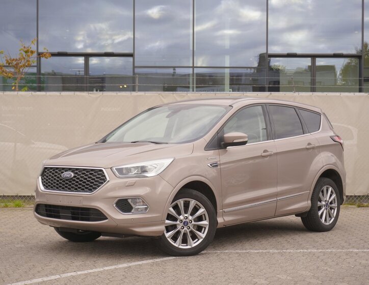 Ford Kuga 1