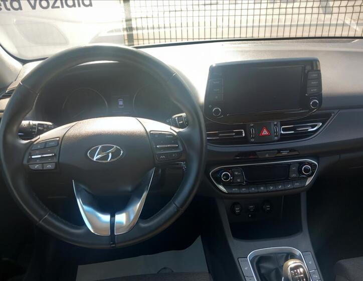 Hyundai i30 9