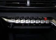 Peugeot 3008 SUV / Terénní 1,2 l 96 kw