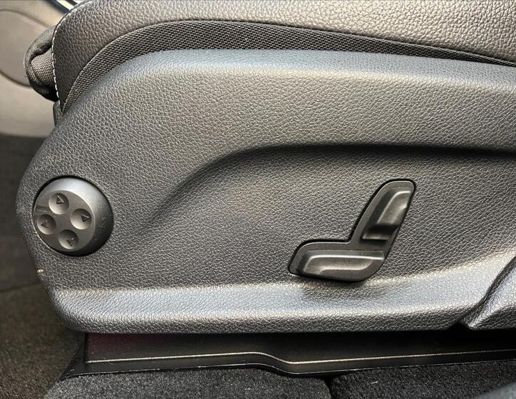 Mercedes-Benz GLC 30