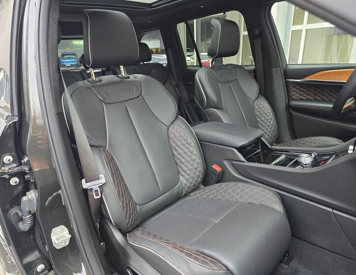 Jeep Grand Cherokee 29