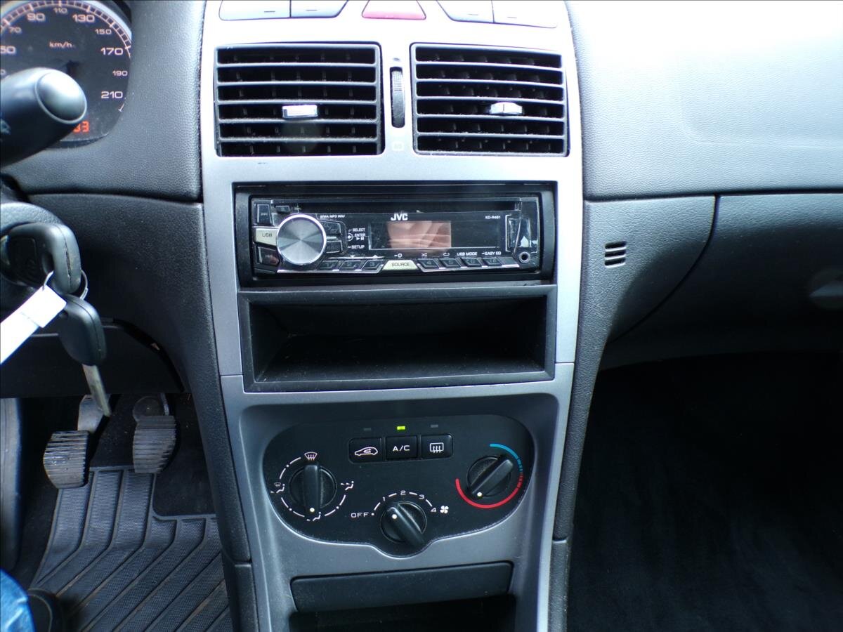 Peugeot 307 Hatchback 1,6 l 80 kw