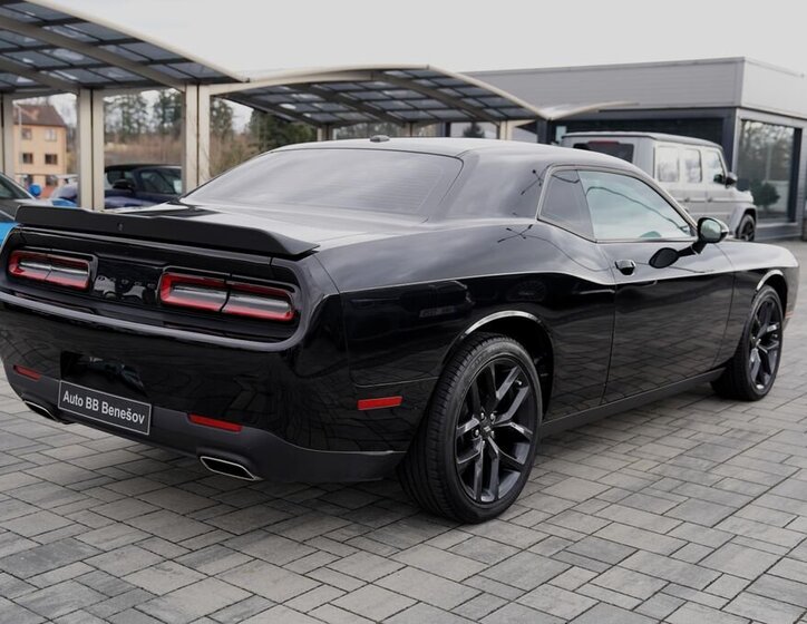 Dodge Challenger Kupé 3,6 l 227 kw