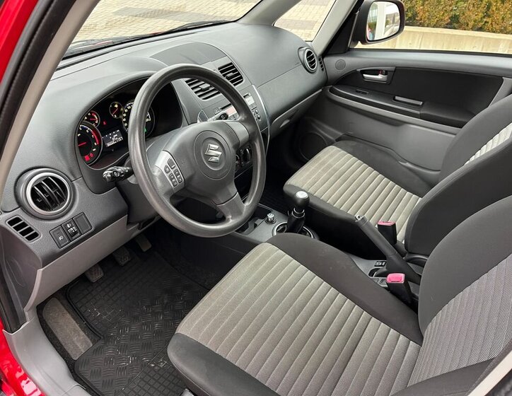 Suzuki SX4 SUV 1,6 l 88 kw