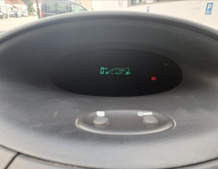 Toyota Yaris Hatchback 1,4 l 55 kw