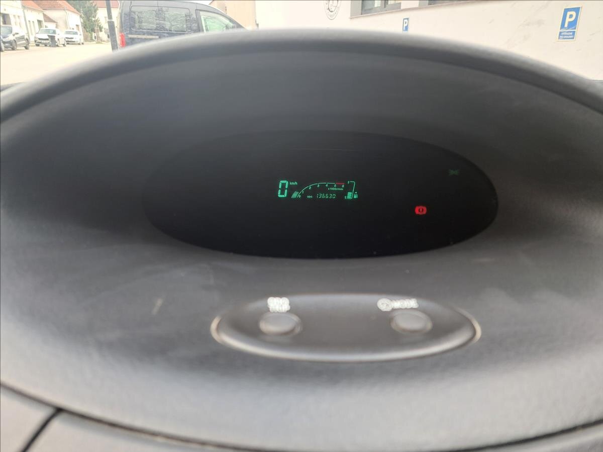 Toyota Yaris Hatchback 1,4 l 55 kw