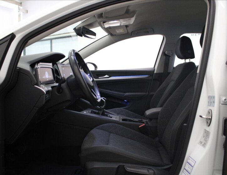 Volkswagen Golf Kombi 1,5 l 96 kw