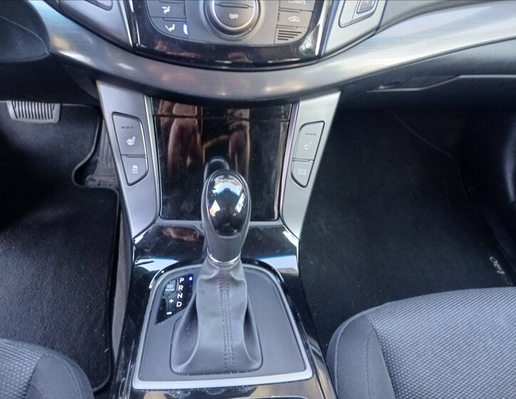 Hyundai i40 Kombi 1,6 l 100 kw