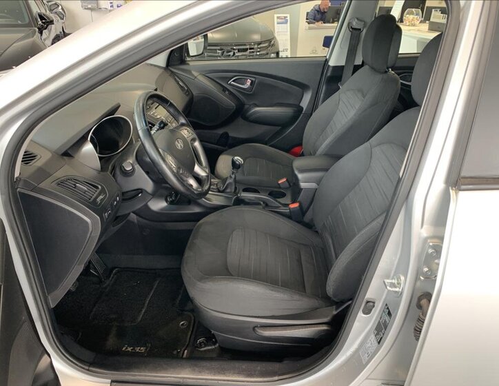 Hyundai ix35 SUV / Terénní 1,6 l 99 kw