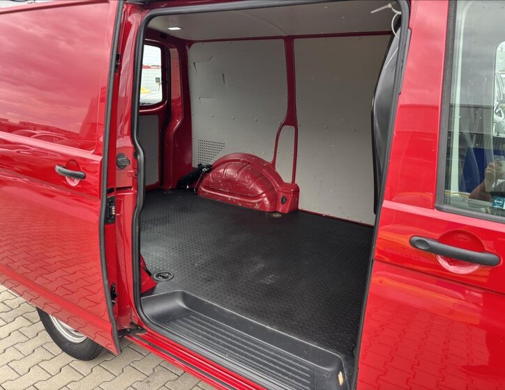 Volkswagen Transporter 12