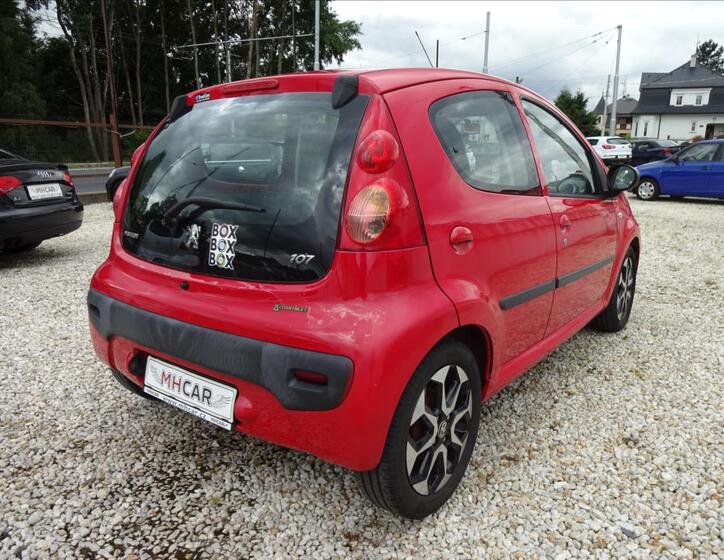 Peugeot 107 7