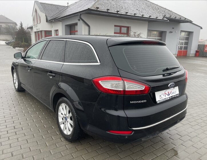 Ford Mondeo Kombi 2,0 l 103 kw