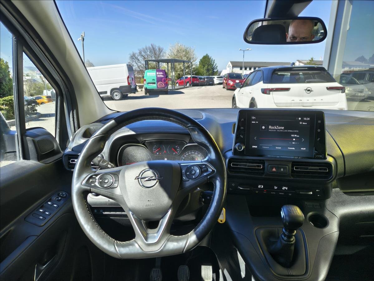 Opel Combo MPV 1,5 l 96 kw