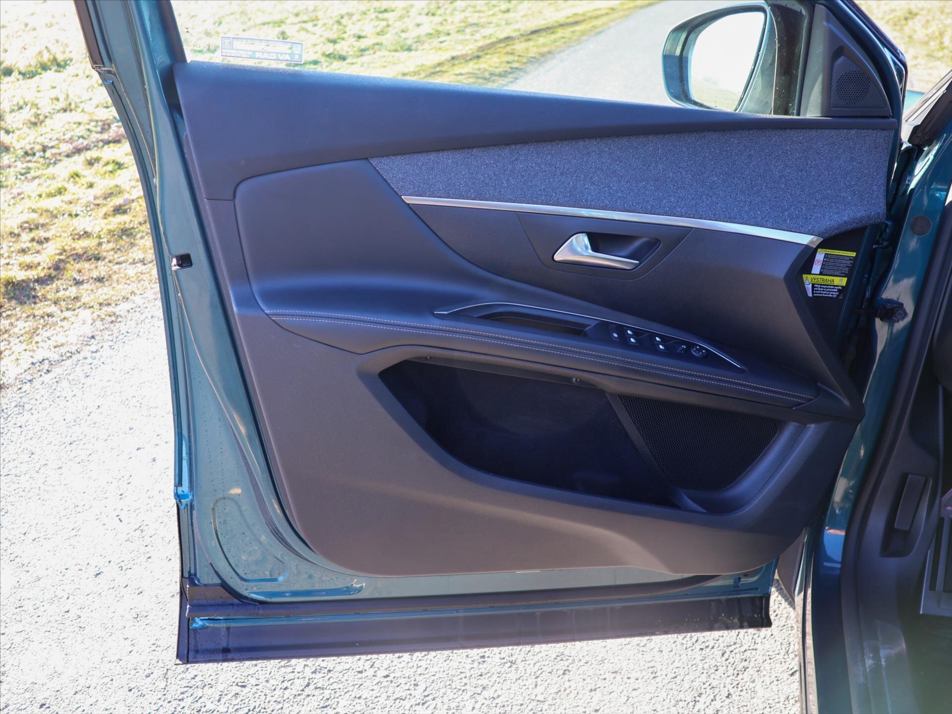 Peugeot 5008 SUV 1,6 l 133 kw