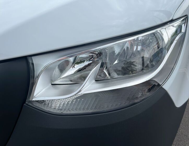 Mercedes-Benz Sprinter 20