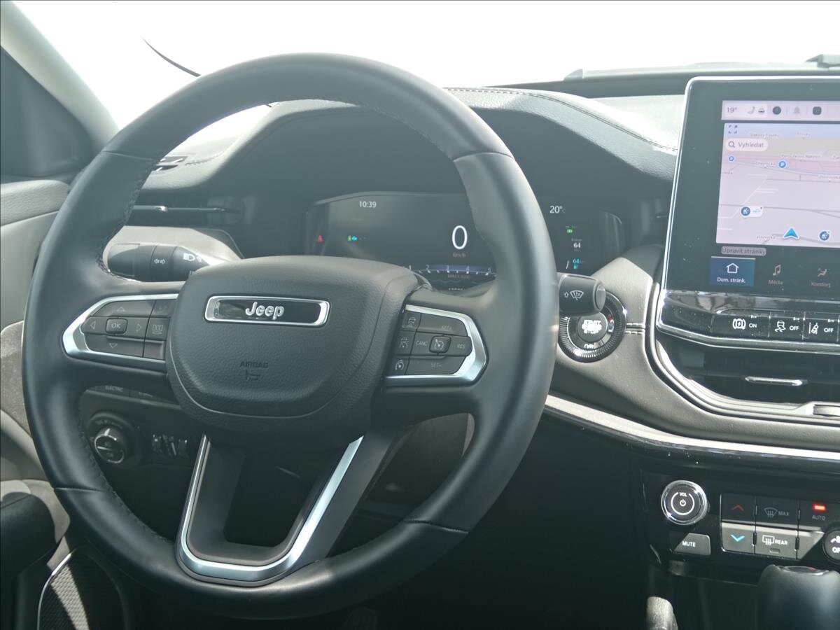 Jeep Compass SUV / Terénní 1,3 l 132 kw