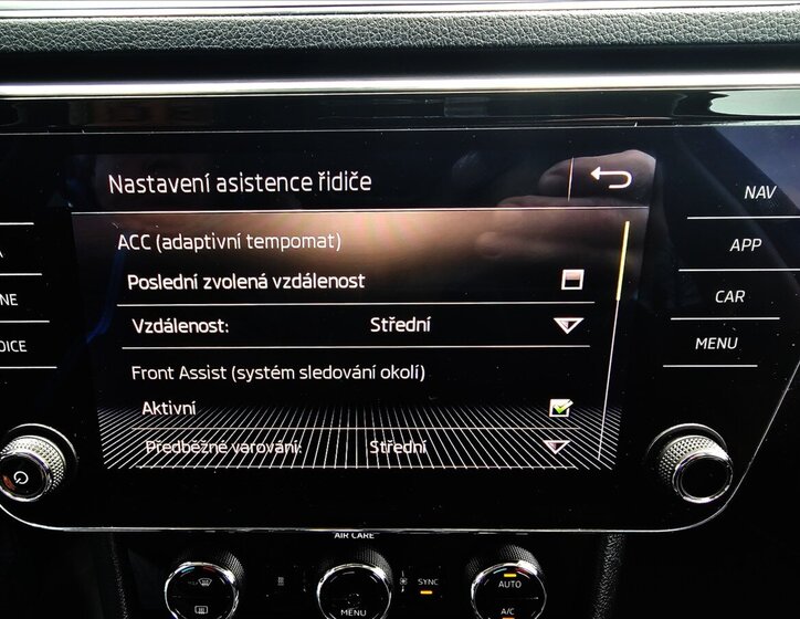 Škoda Superb Kombi 2,0 l 140 kw