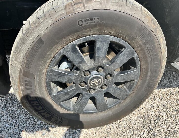 Toyota Land Cruiser Ostatní 2,4 l 243 kw