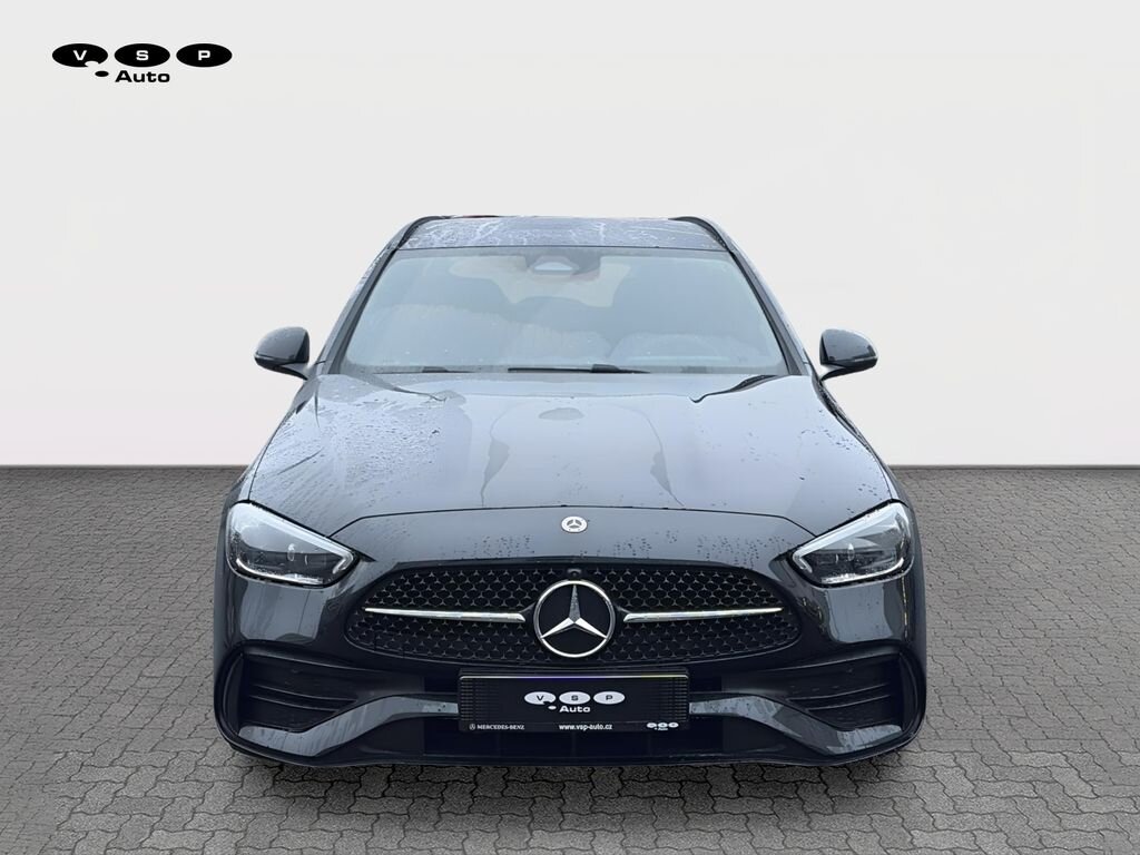 Mercedes-Benz Třídy C Kombi 2,0 l 157 kw