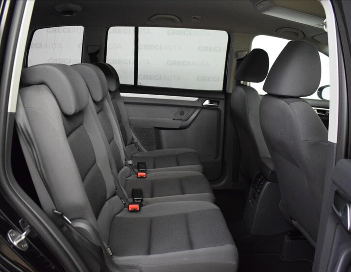 Volkswagen Touran MPV 1,6 l 77 kw