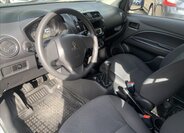 Mitsubishi Space Star 11