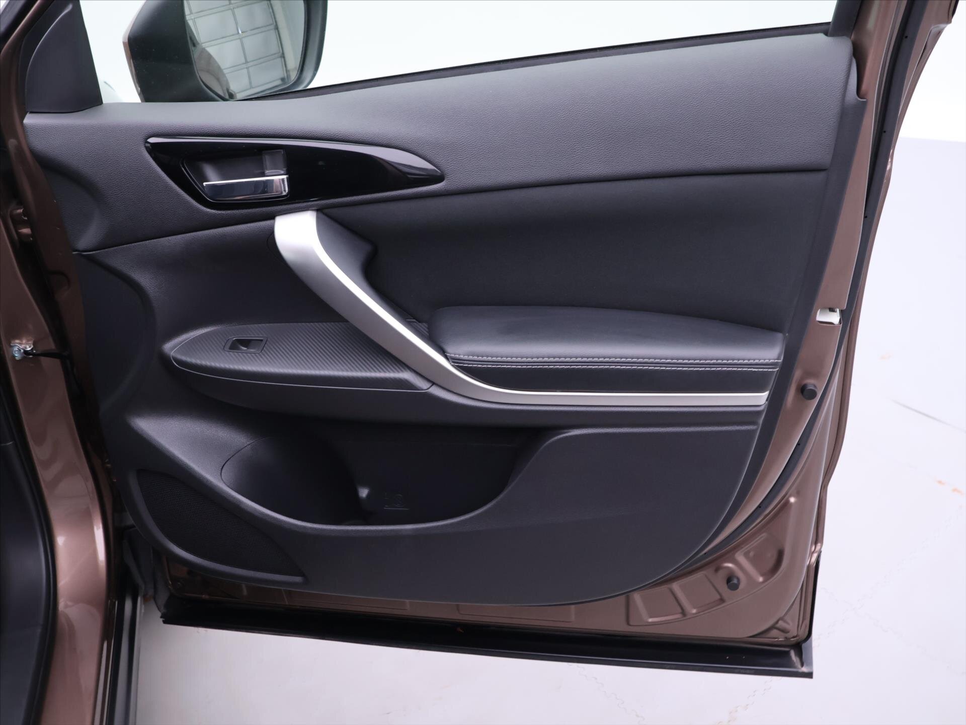 Mitsubishi Eclipse Cross SUV 1,5 l 120 kw