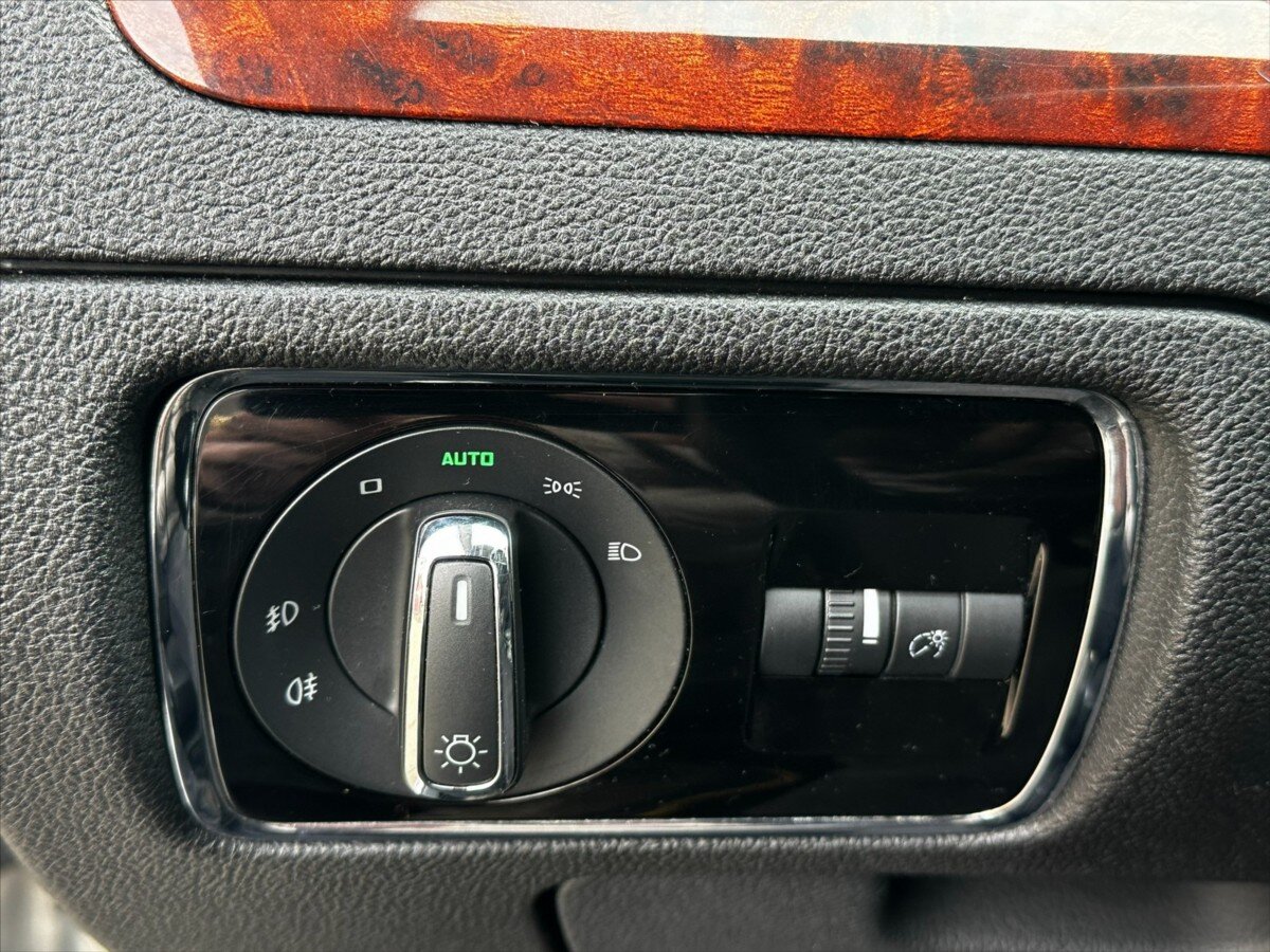 Škoda Superb Kombi 3,6 l 191 kw