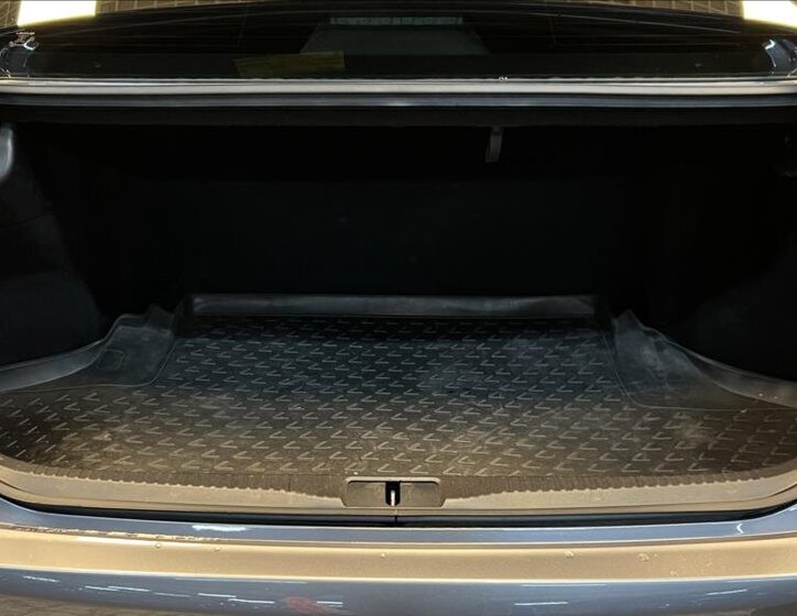 Lexus GS 450h Sedan 3,5 l 254 kw