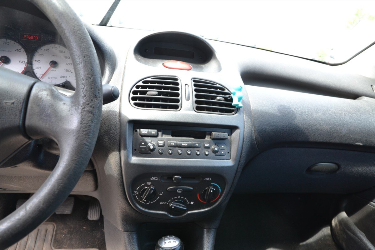 Peugeot 206 Hatchback 1,4 l 50 kw