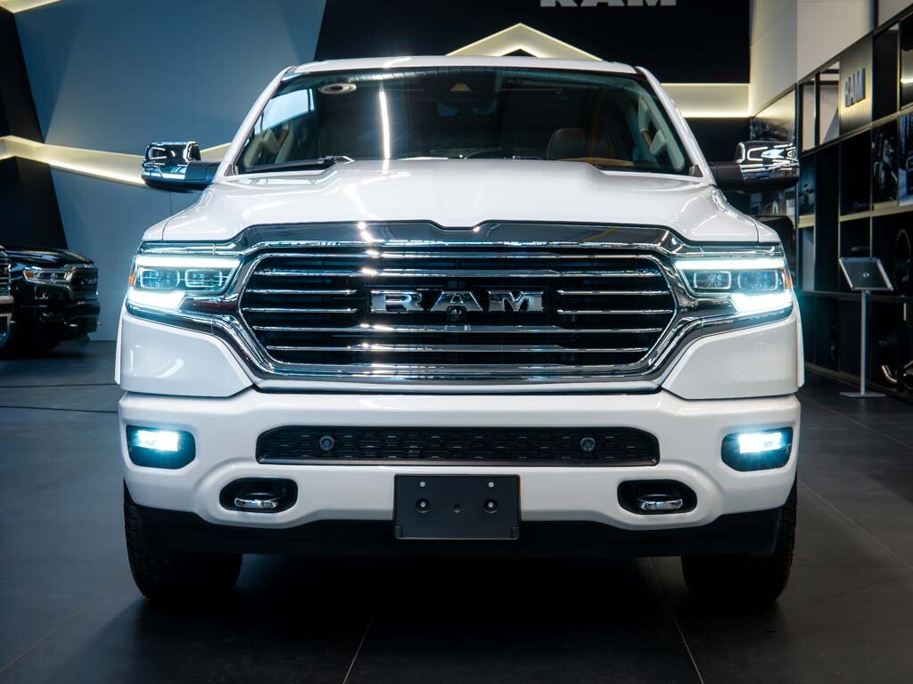 Dodge RAM Pick-up 5,7 l 291 kw