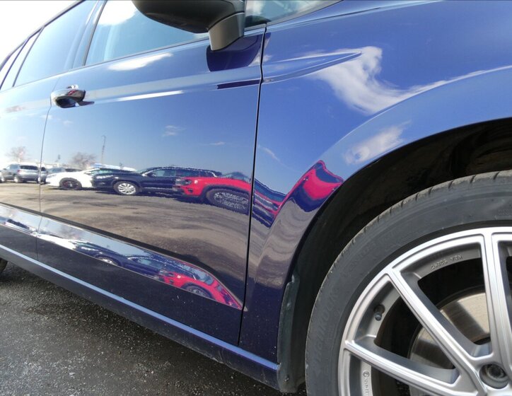 Volkswagen Touran MPV 1,2 l 81 kw