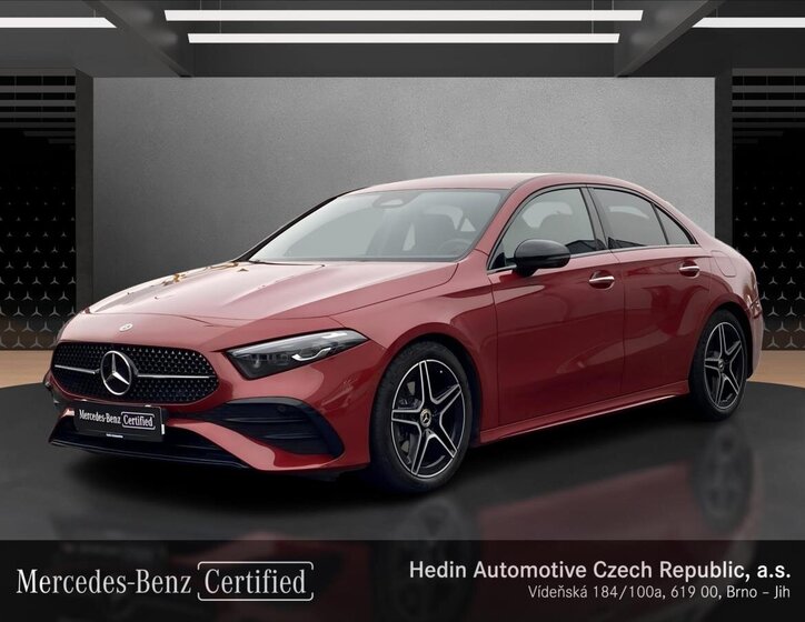 Mercedes-Benz Třídy A Sedan / Limuzína 1,3 l 100 kw