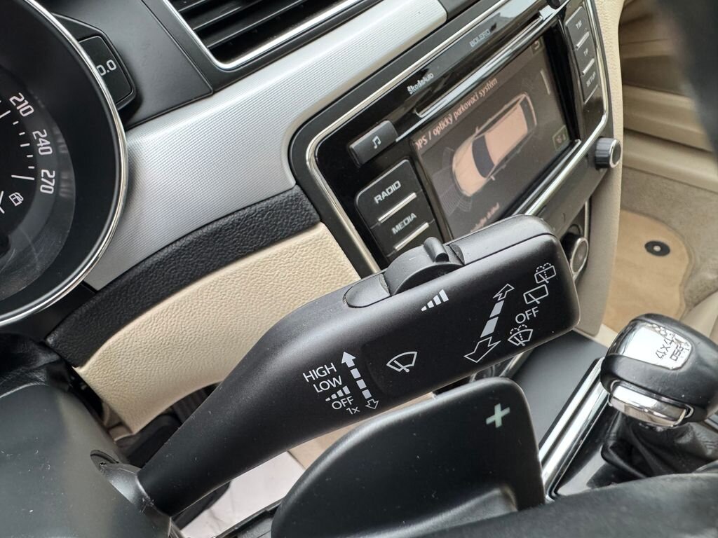 Škoda Superb Kombi 3,6 l 191 kw