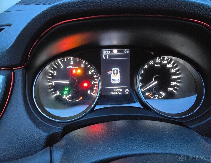 Nissan Qashqai SUV / Terénní 0,0 120 kw