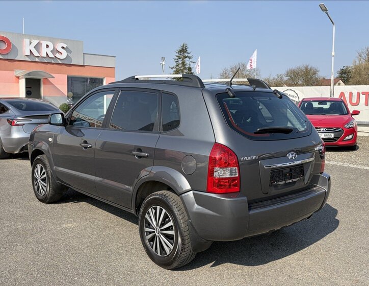 Hyundai Tucson Kombi 2,0 l 104 kw