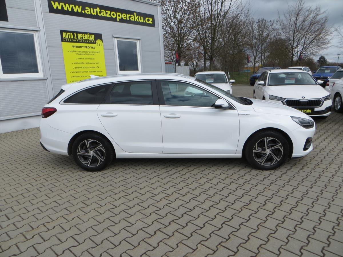 Hyundai i30 Kombi 998,0 88 kw