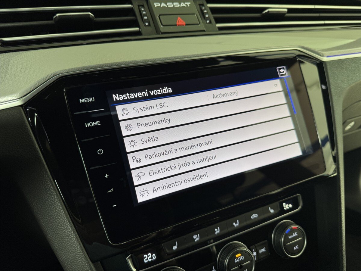 Volkswagen Passat Kombi 1,4 l 160 kw