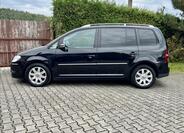 Volkswagen Touran 2