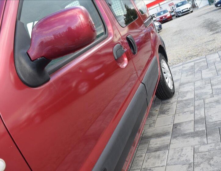 Renault Kangoo Kombi 1,1 l 55 kw